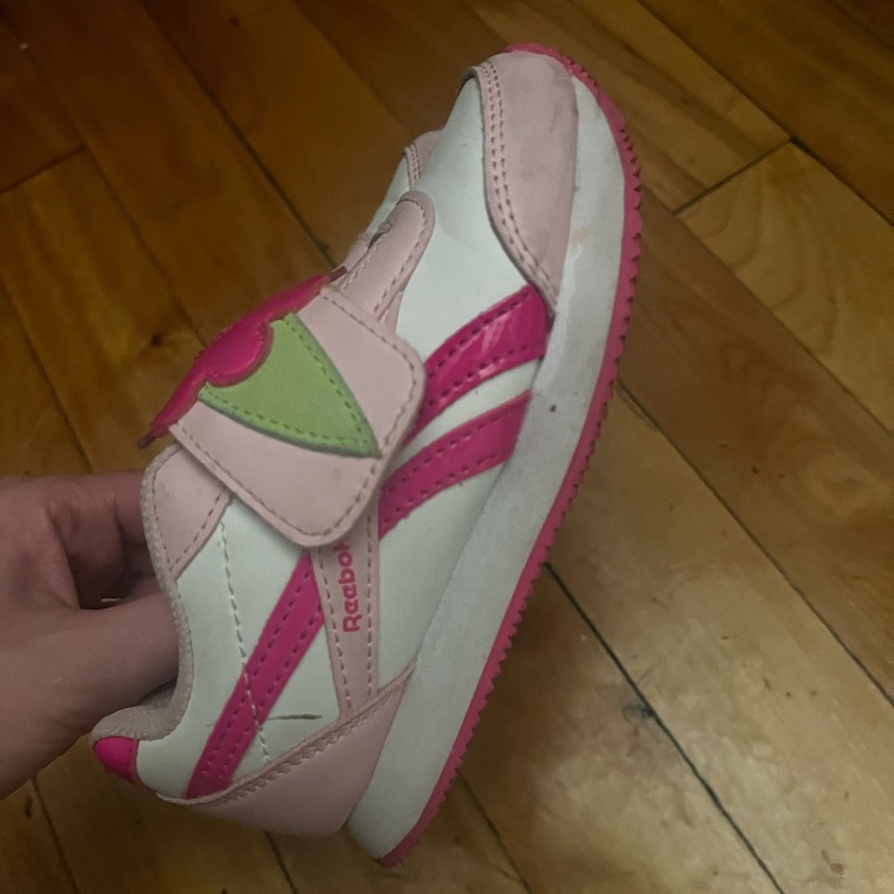 Reebook shoes size 9